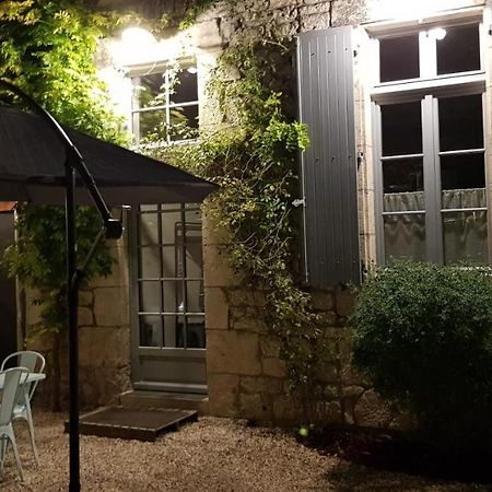 La Cour Saint Louis Bed & Breakfast Castelnau-Montratier Exterior photo