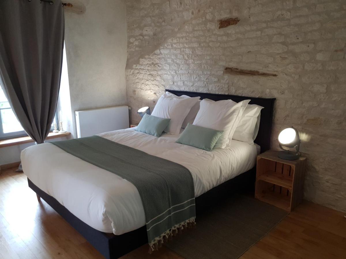 La Cour Saint Louis Bed & Breakfast Castelnau-Montratier Exterior photo